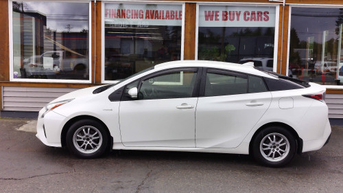 Pre-Owned 2016 Toyota Prius