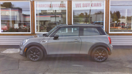 Pre-Owned 2021 Mini Cooper