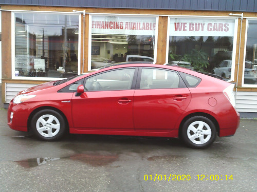 Pre-Owned 2010 Toyota Pruis II